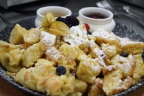 Kaiserschmarrn gehört in Österreich dazu. (Bild: Thomas Krytzner)